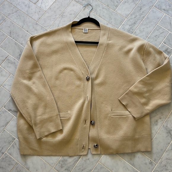 Toteme monogram button fine wool cardigan - Picture 4 of 12